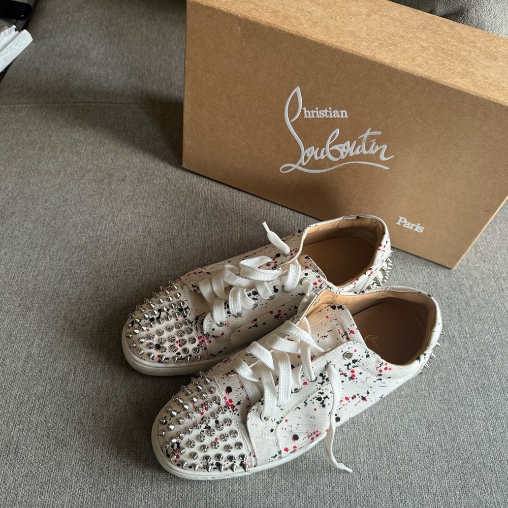 Shoes - Picture 4 of 4